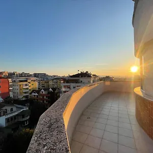 - Private Quarto em Acomodações Particulares