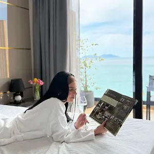 Belvedere & فلورا