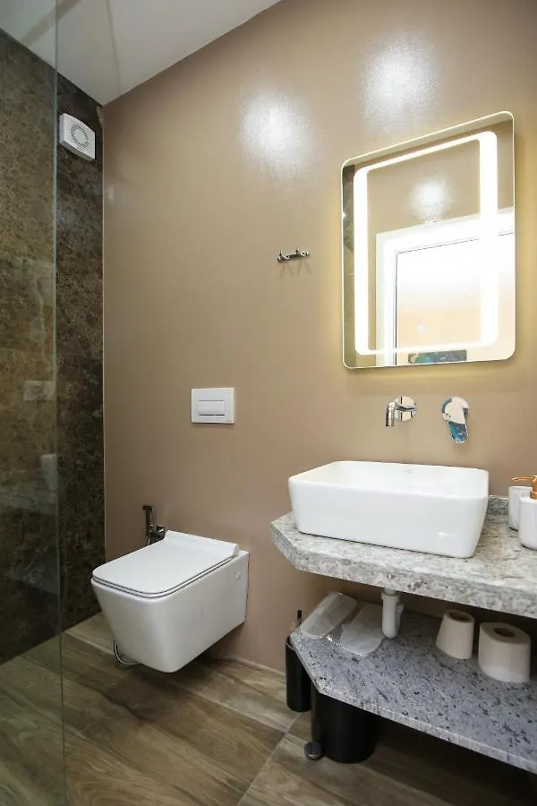 Queen Apartmets Vlorë Apartamento